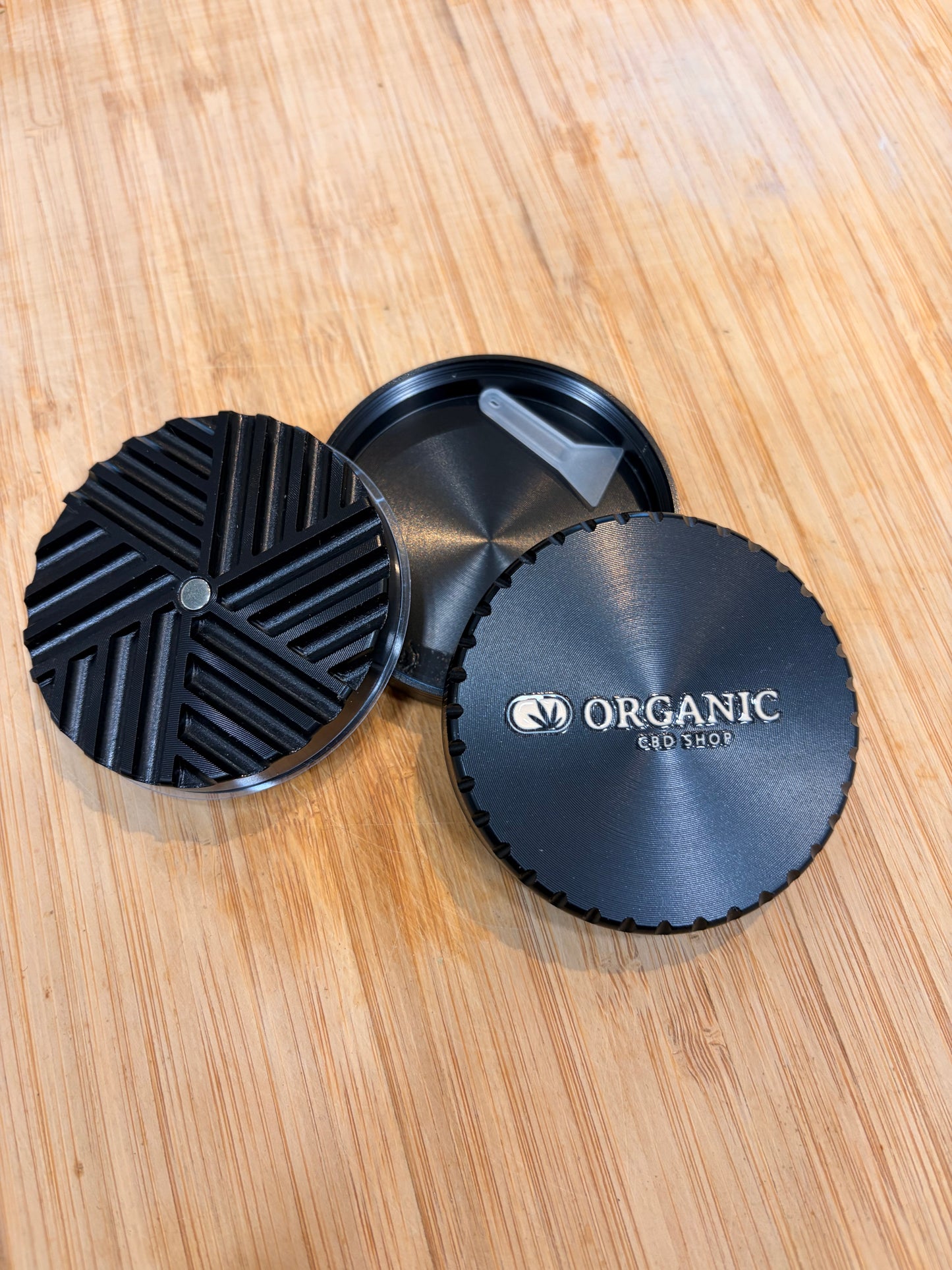 GRINDER METAL SANS DENTS 63mm