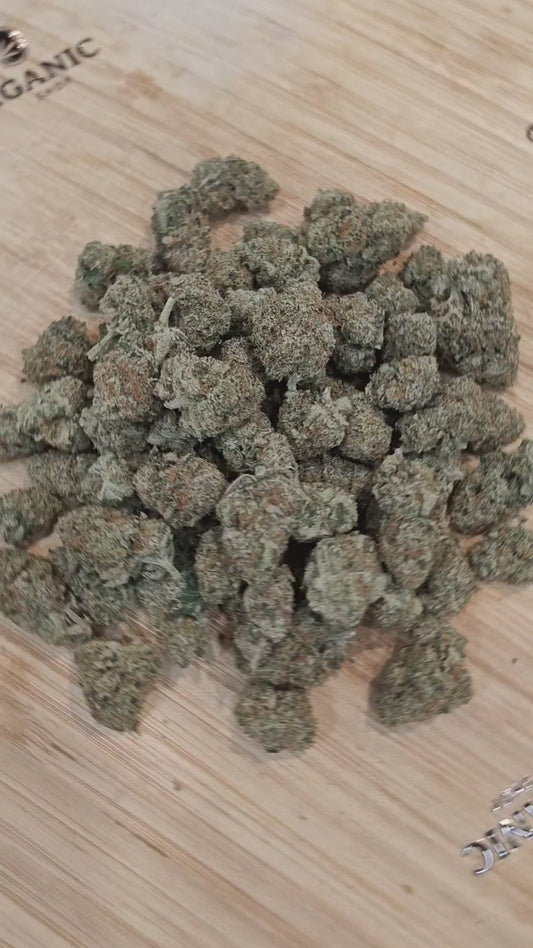 LEGENDARY SKUNK